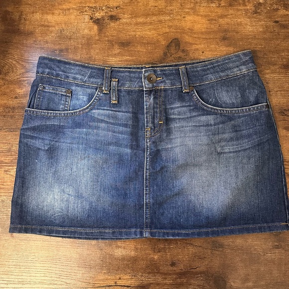 lei Dresses & Skirts - L.e.i Blue Denim Mini Skirt